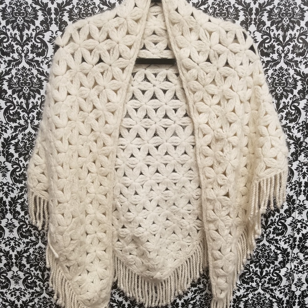 Ann Taylor Womens Poncho Shawl